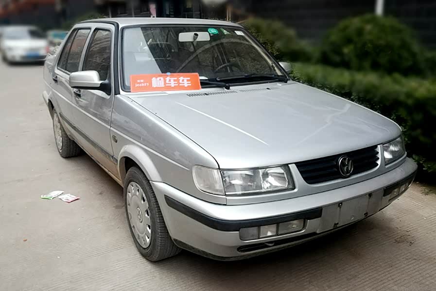 曾经的"老三样",1万块买辆二手皮实耐用的老捷达怎么样?
