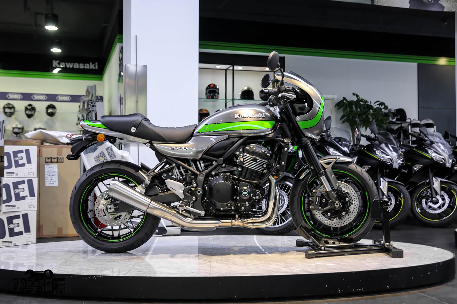 经典猪头再现川崎z900rscafe实拍解析