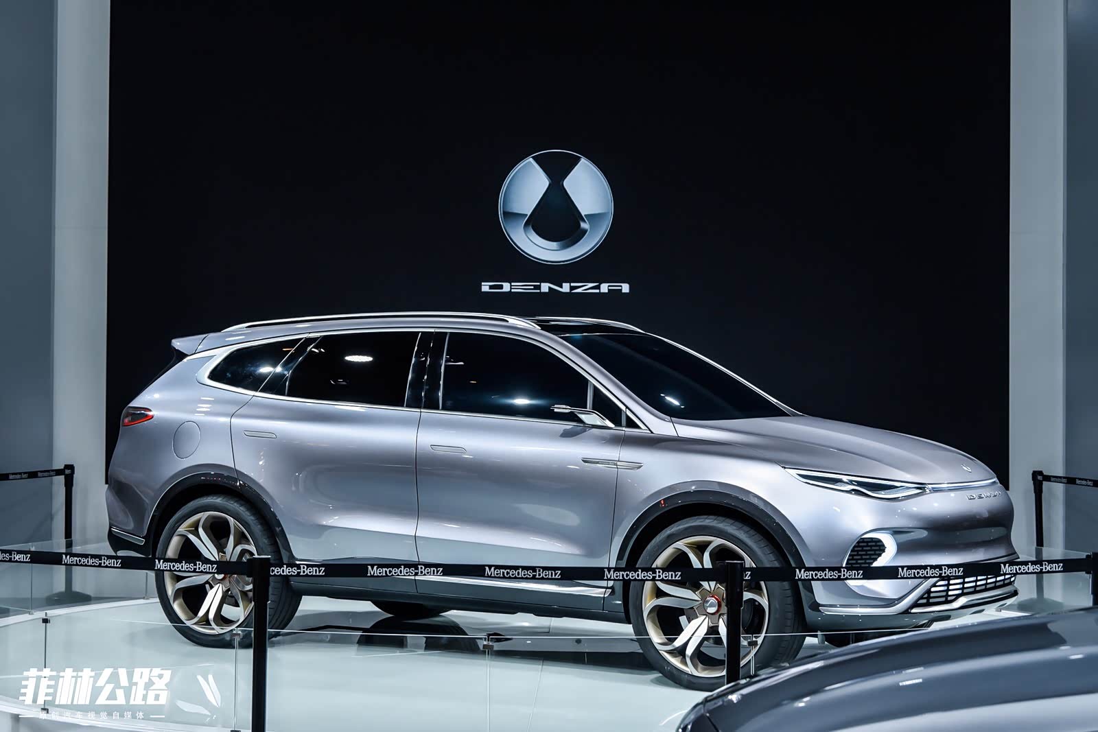 深港澳车展实拍腾势conceptx概念车科技的外形有些奇怪