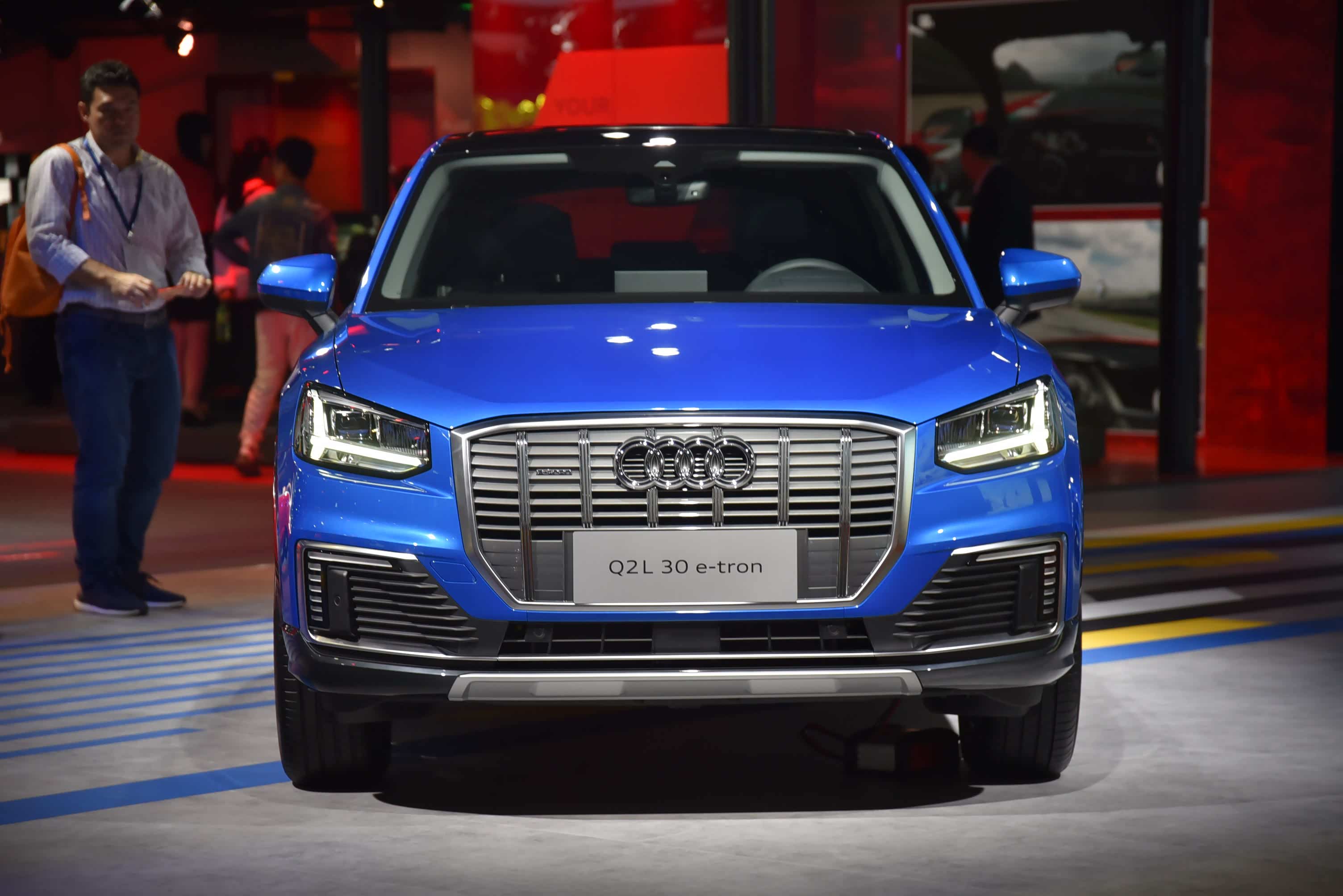 全时四驱战队# 奥迪q2l e-tron正式亮相 竞争力如何?