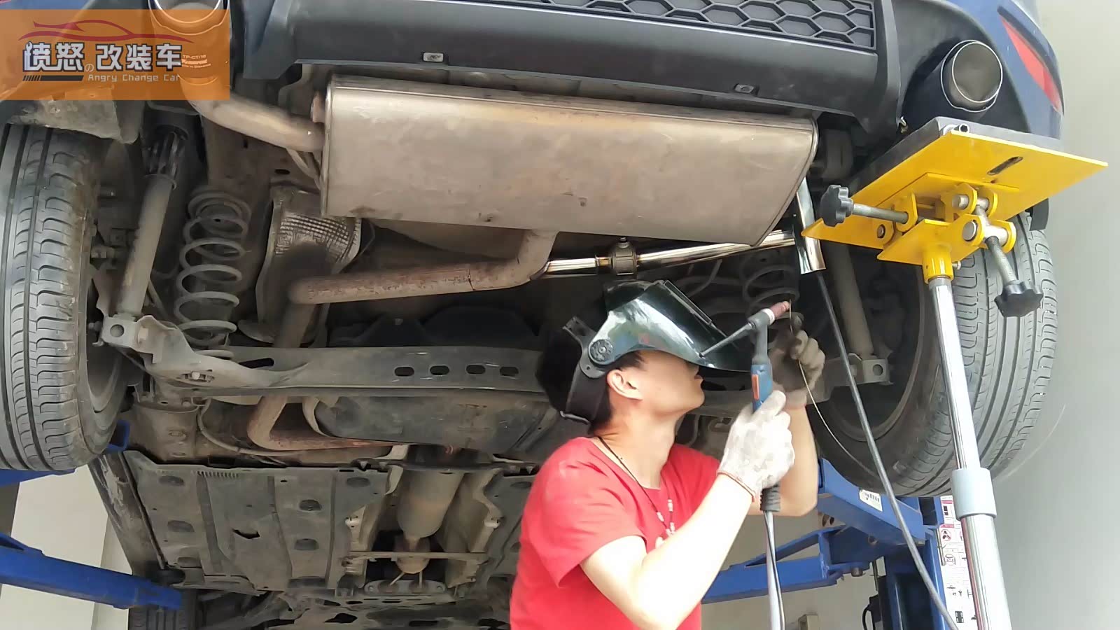 视频 高尔夫7代排气自己动手改装 加可调电磁阀门 声浪比gti还好听 车家号 汽车之家