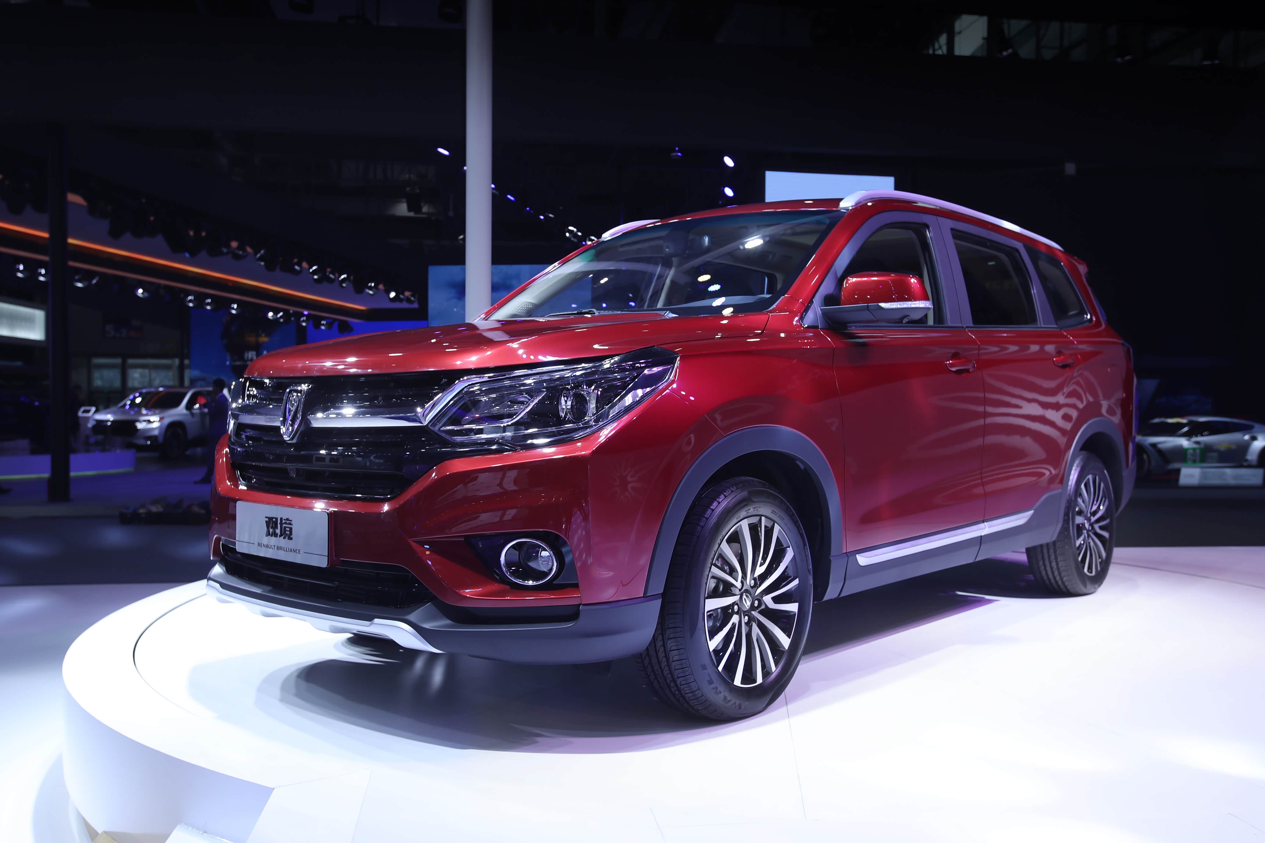 华晨雷诺首款智能7座suv"观境"正式亮相广州车展