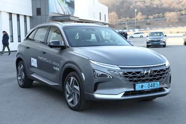 充电五分钟续航850公里韩国现代氢燃料汽车nexo上市