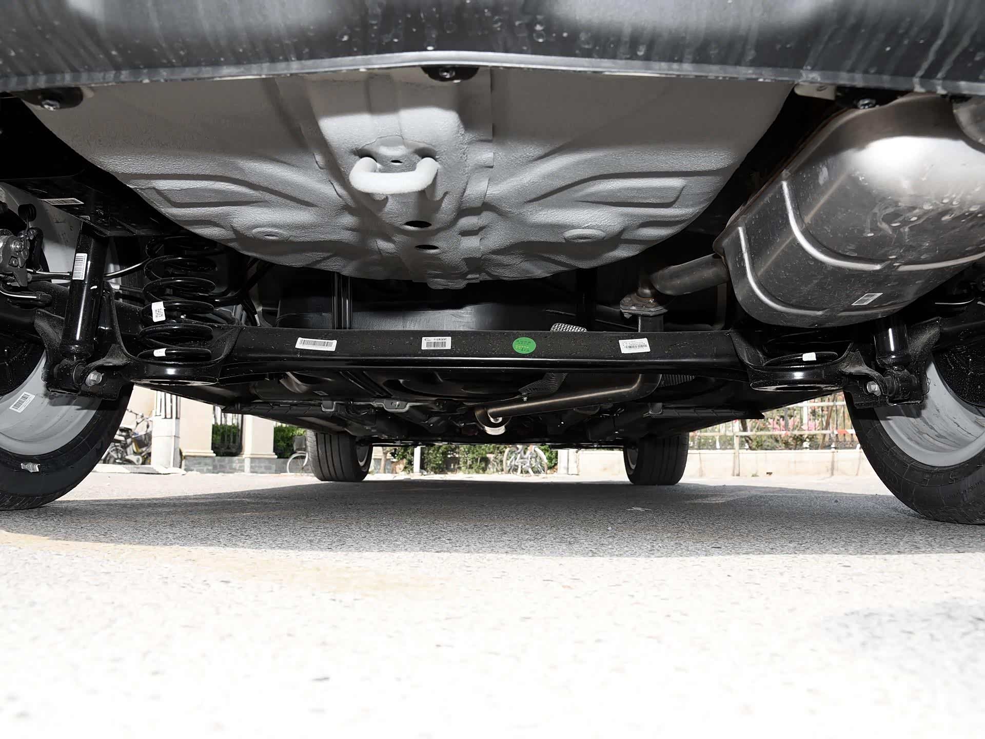 与此同时,优秀的nvh(噪声,振动与声振粗糙度)和底盘调教,使帝豪gs得到