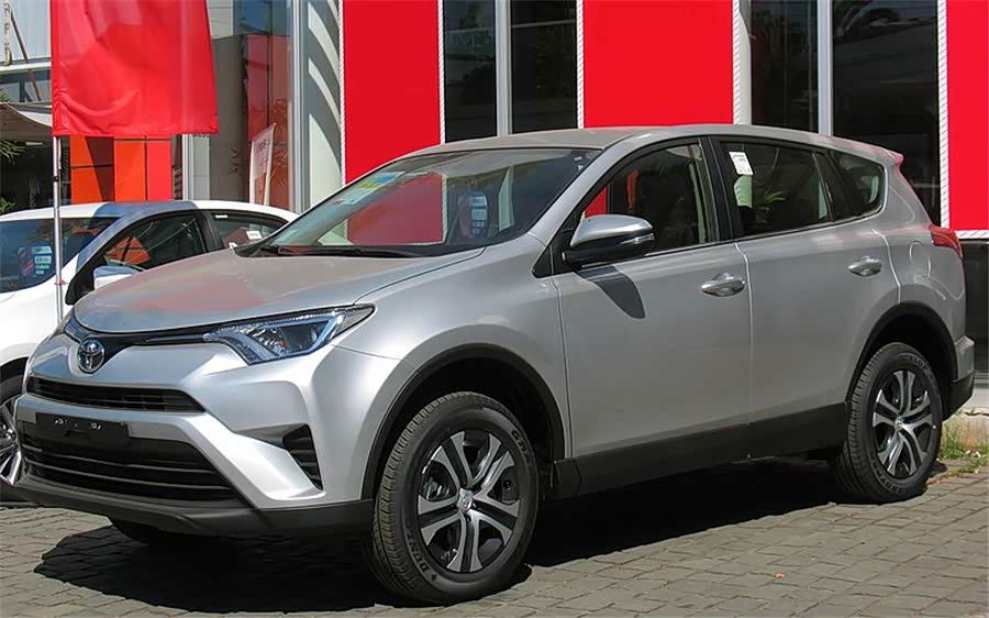 4 有了中文名xa40(2012——今) 关于第四代rav4一汽丰田给他起了一个