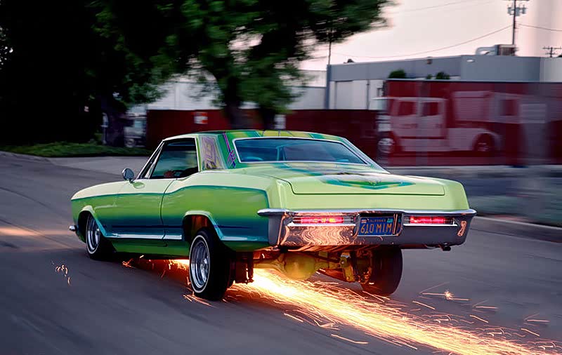 一种会跳舞的汽车"趴地跳跳车"