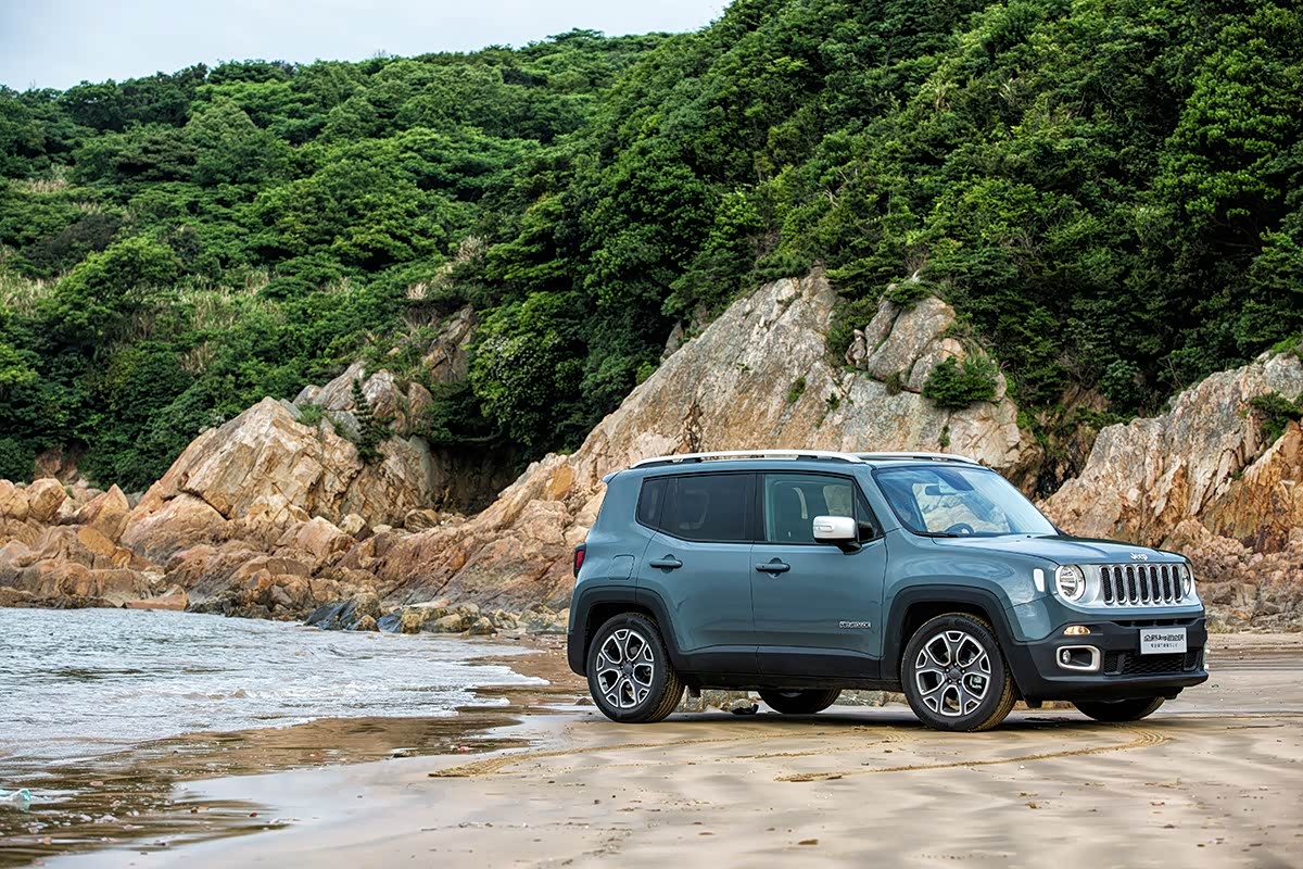 不羁的叛逆者——广汽菲克jeep自由侠