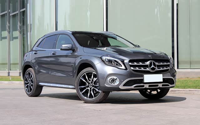 奔驰gla级(指导价:27.18—39.90万元)