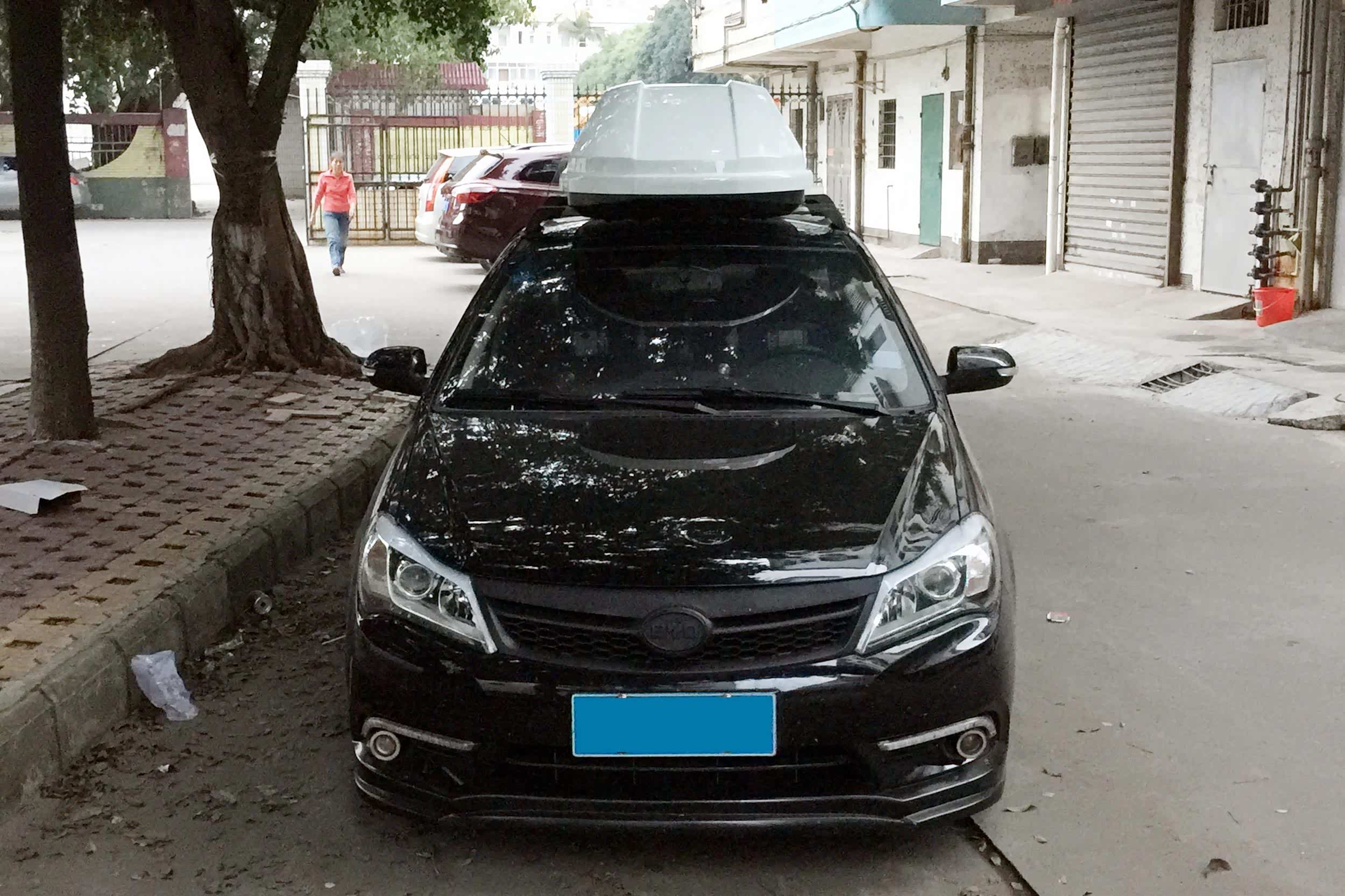 改装不分贵贱 冷门车也能玩,江门"顺丰哥"的比亚迪f3真有态度!