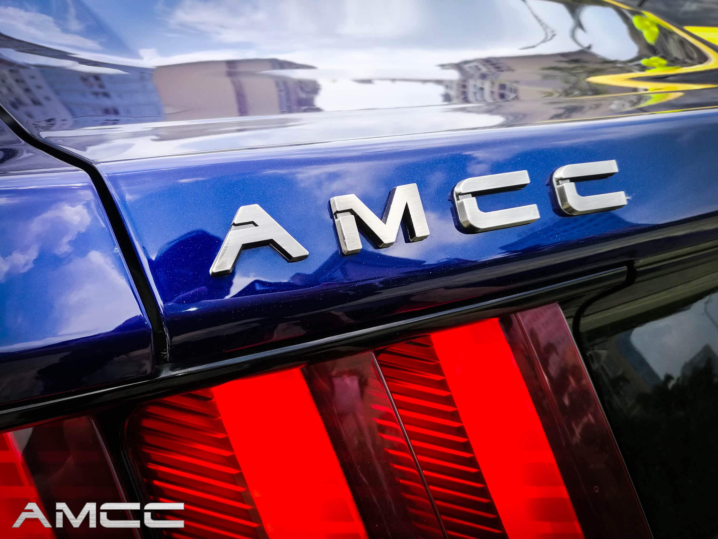 当一辆野马和科尔维特合体最疯狂的奇迹发生了