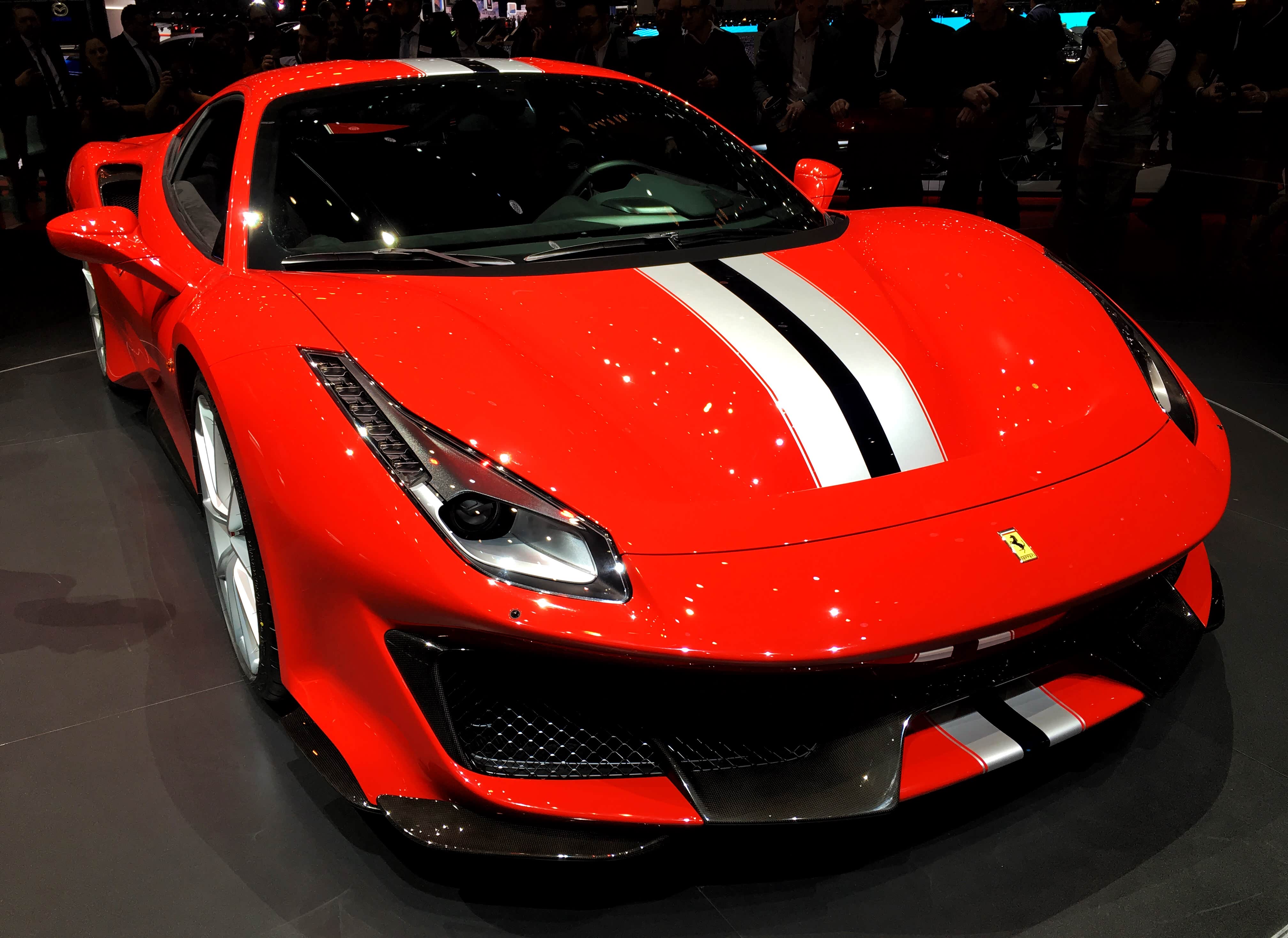 【海川品车】10,000元换1kg,这台法拉利488 pista厉害了