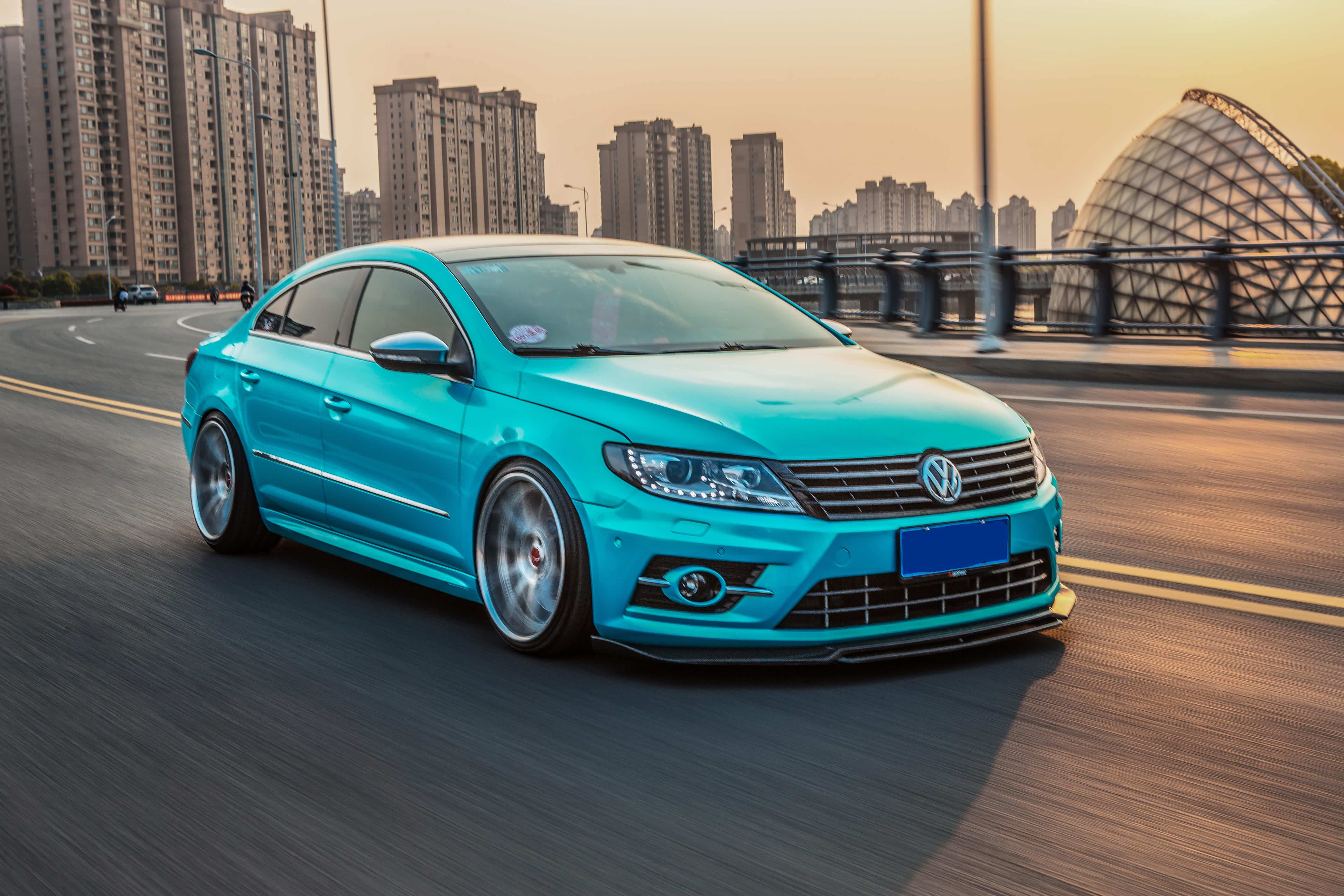 大众cc原本很个性了,改装成"冰雪蓝"配色真是非常骚气!