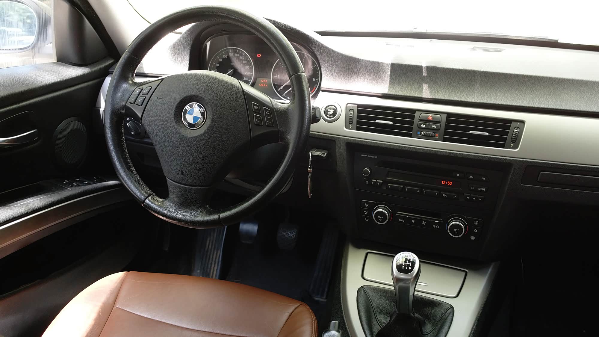 【情怀党】评手动宝马e90 320i