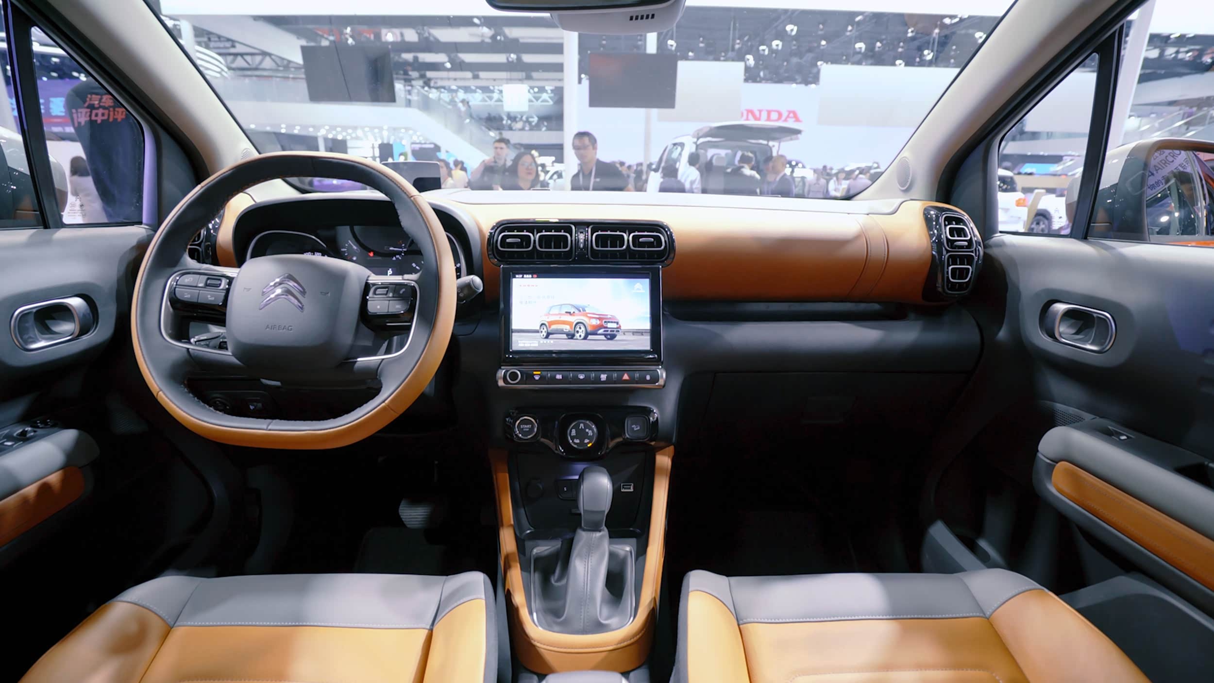 白话车展:充满奇思妙想,细聊东风雪铁龙suv云逸