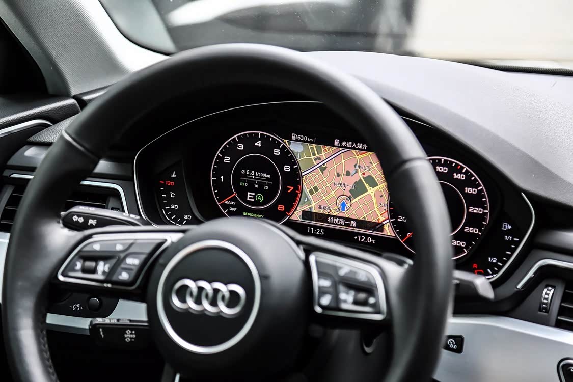 在 efficiency 模式下前进挡被显示为 e 挡