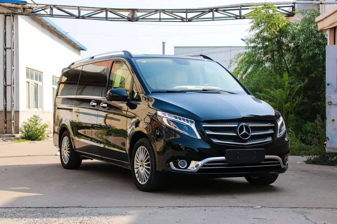 18款平行进口美规奔驰metris 2.0t现车实拍解析