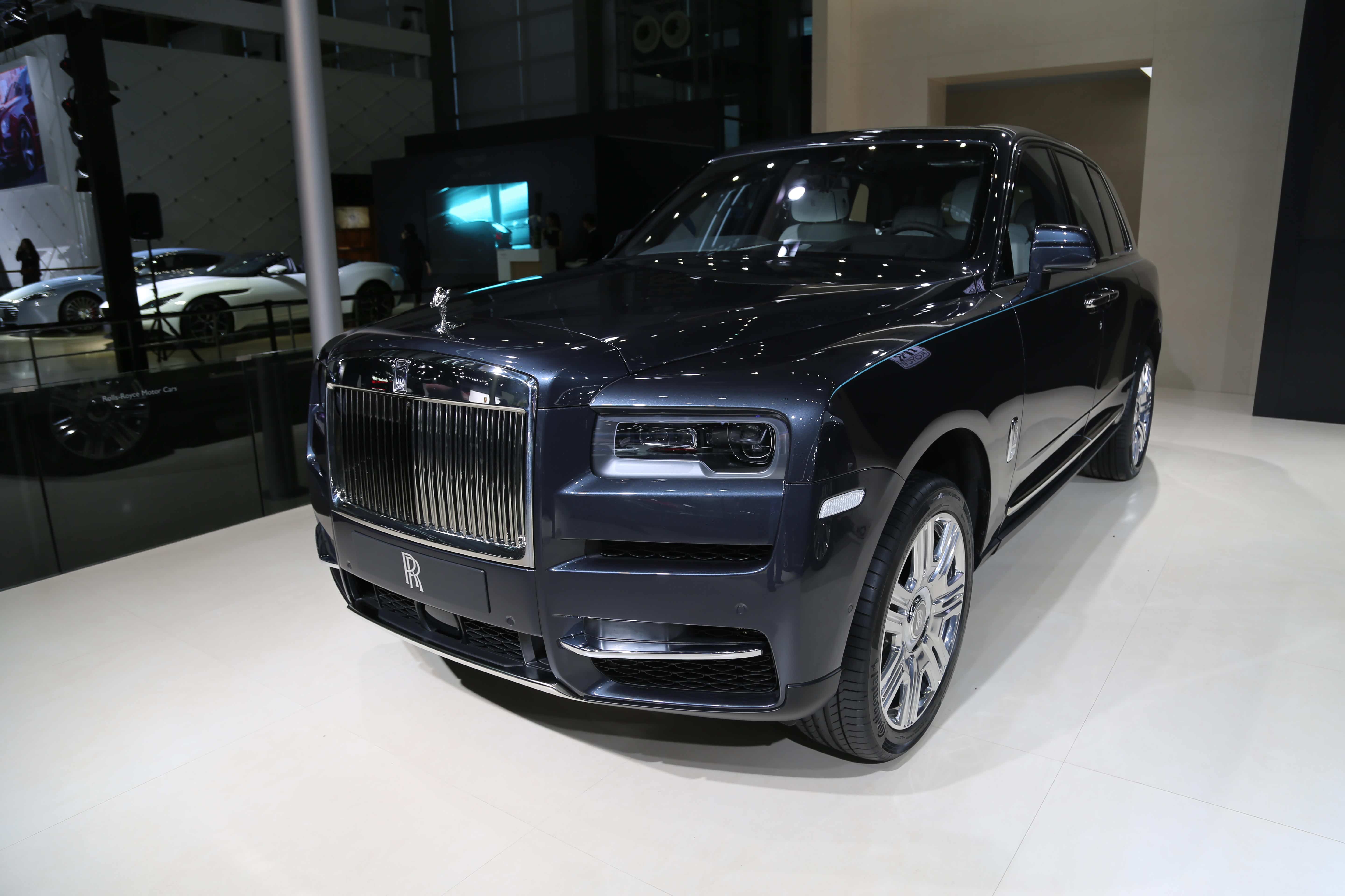首次亮相中国公众展,劳斯莱斯库里南-深港澳车展实拍!