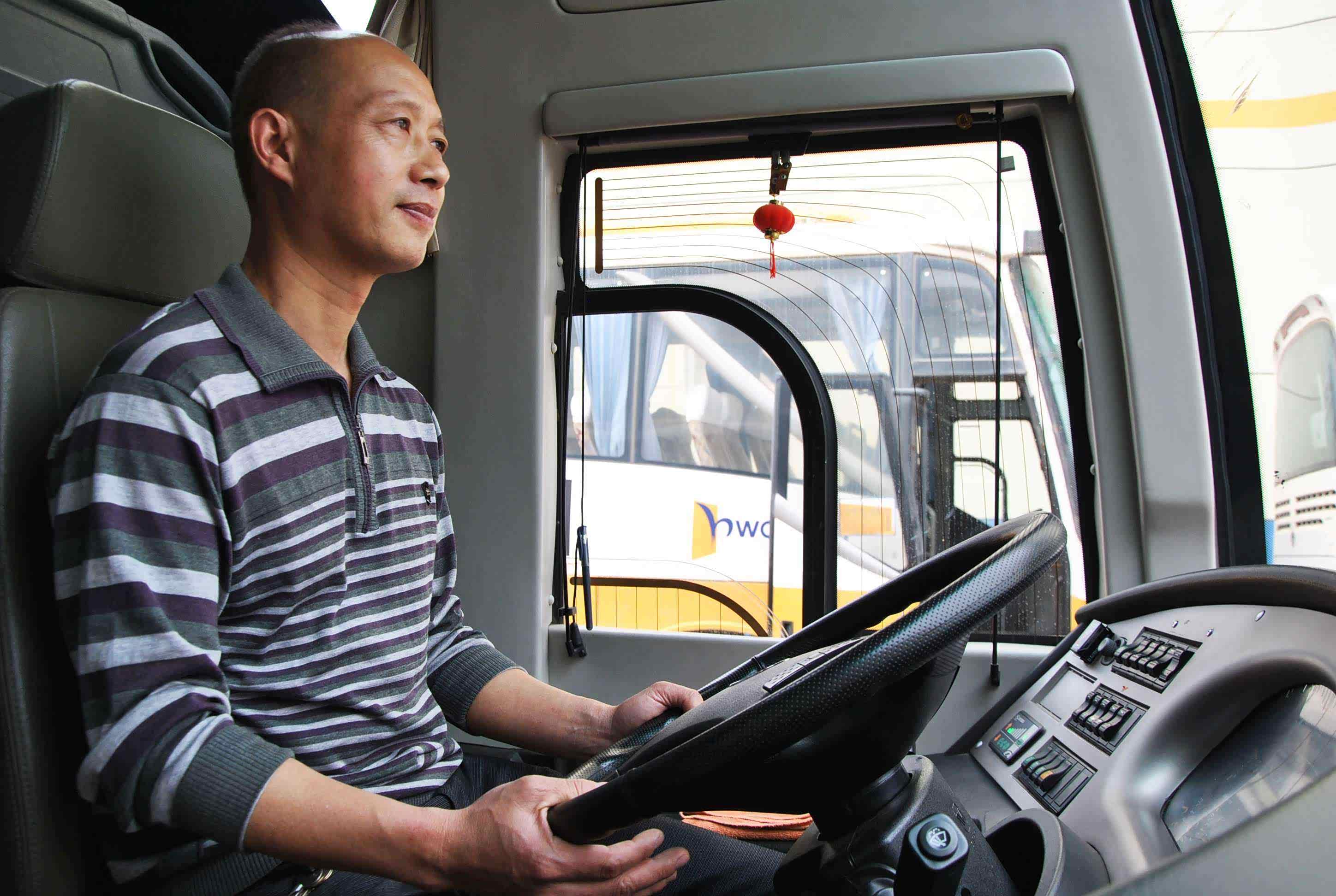 新手司机的"三大禁忌",实习期内一定要搞清楚,不然后悔也没用