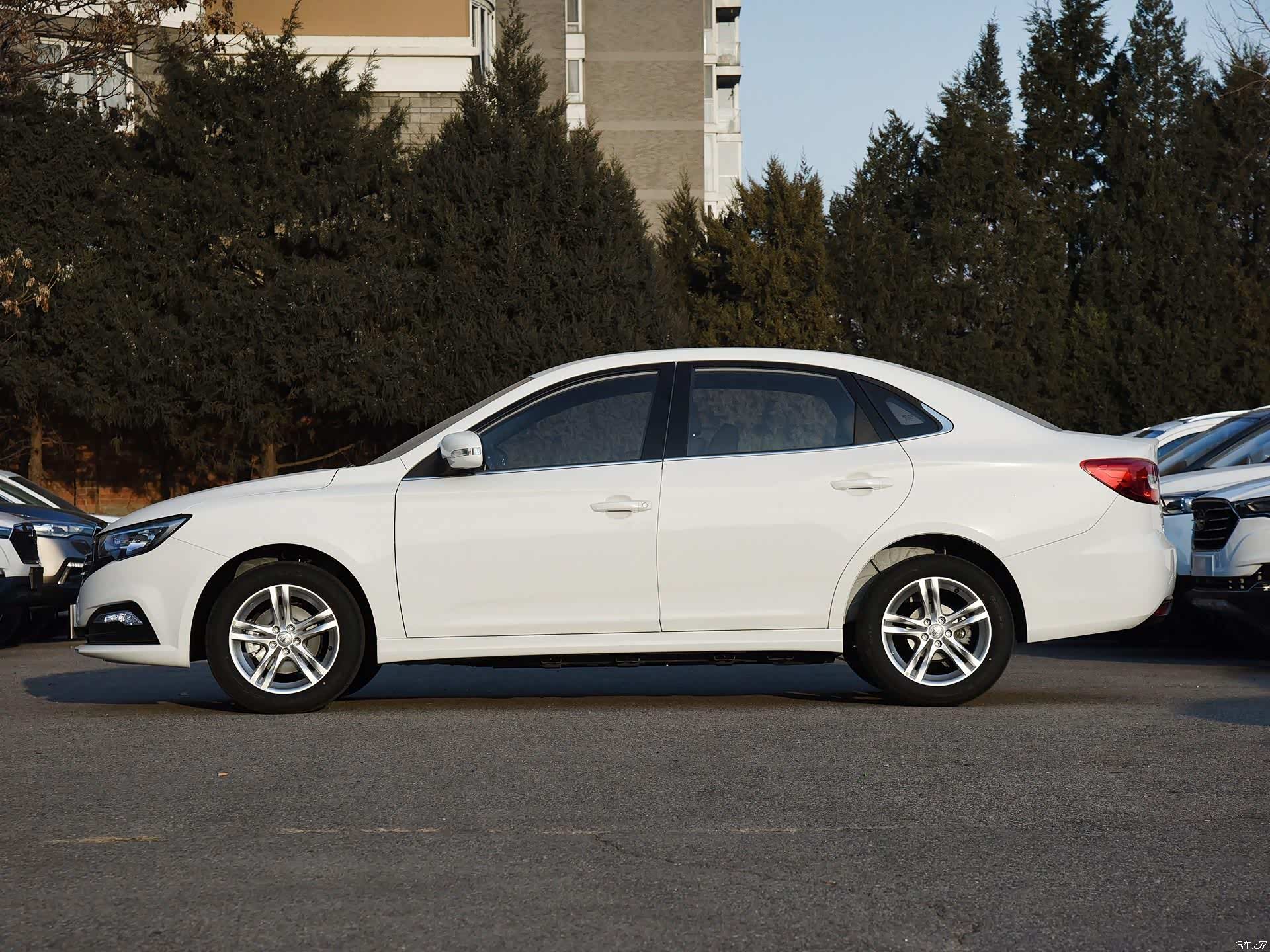 力压竞品的口碑是怎么炼成的?奔腾b30ev告诉你性价比才是关键