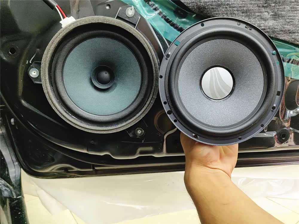 丰田卡罗拉汽车音响改装,难以掩盖对这个音质的喜欢!