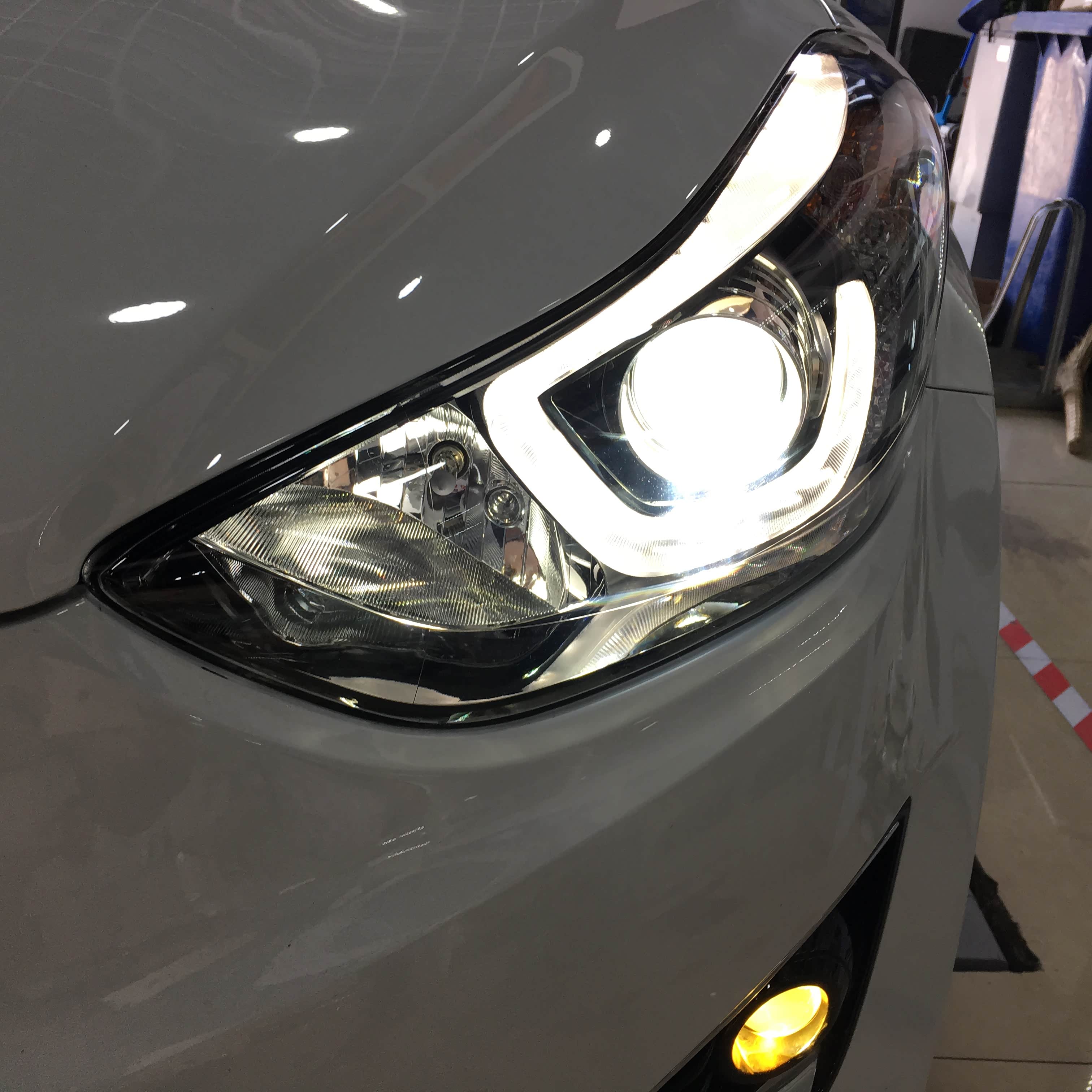 北京现代朗动透镜改装氙气灯大灯总成车灯美观又实用