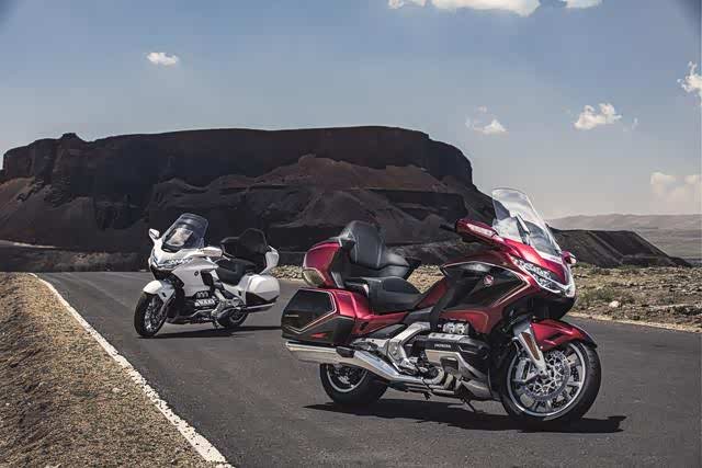 接近50万的六缸摩托车 两轮界里的劳斯莱斯