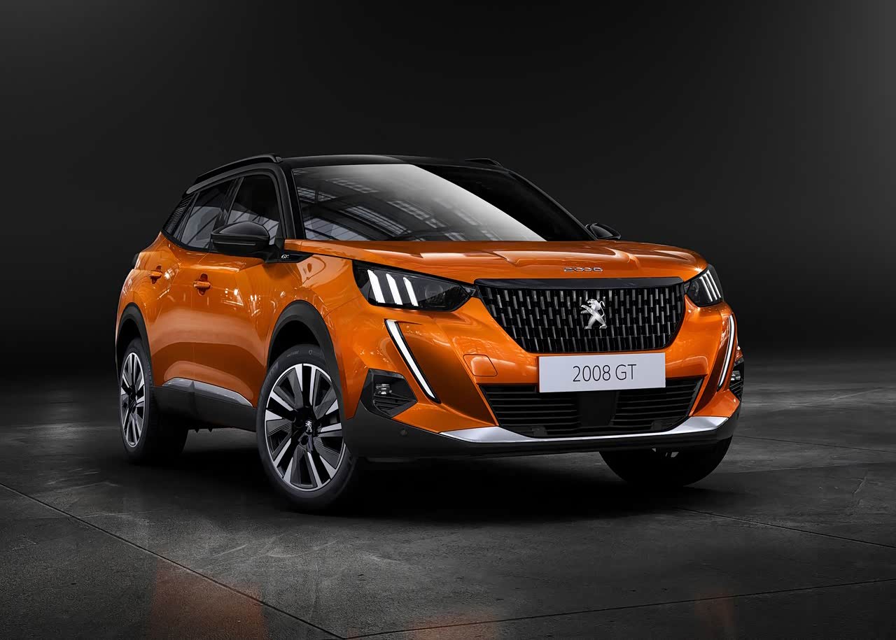 标致2008的官图,具体车型包括2008燃油版车型以及纯电动的e-2008车型