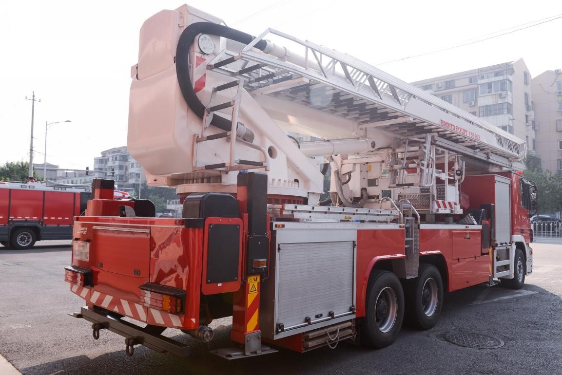 我要冲破云霄!博浪涛f55 rlx登高消防车