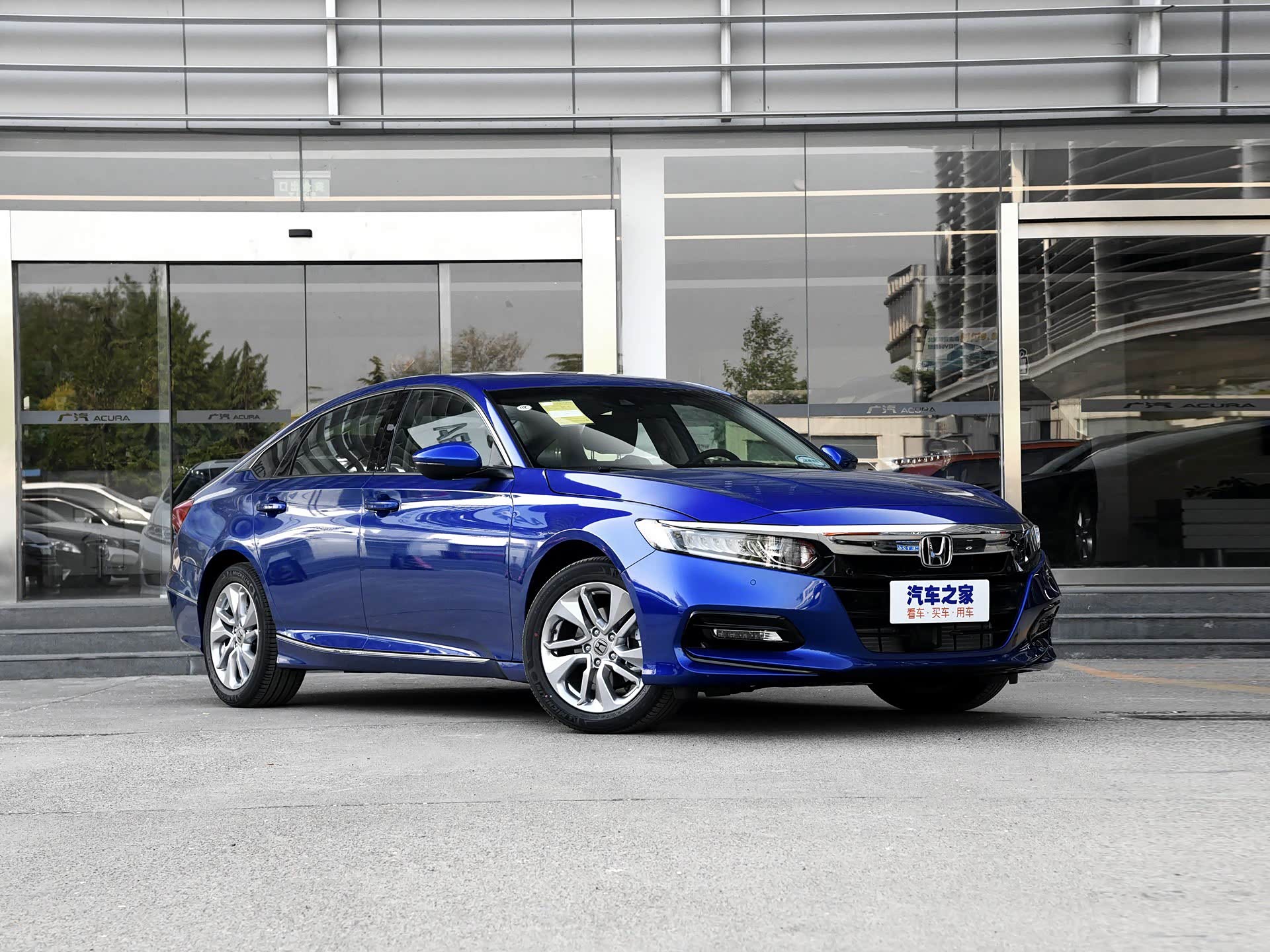 这款b级车月销量近2万台,带混动和纯油两款