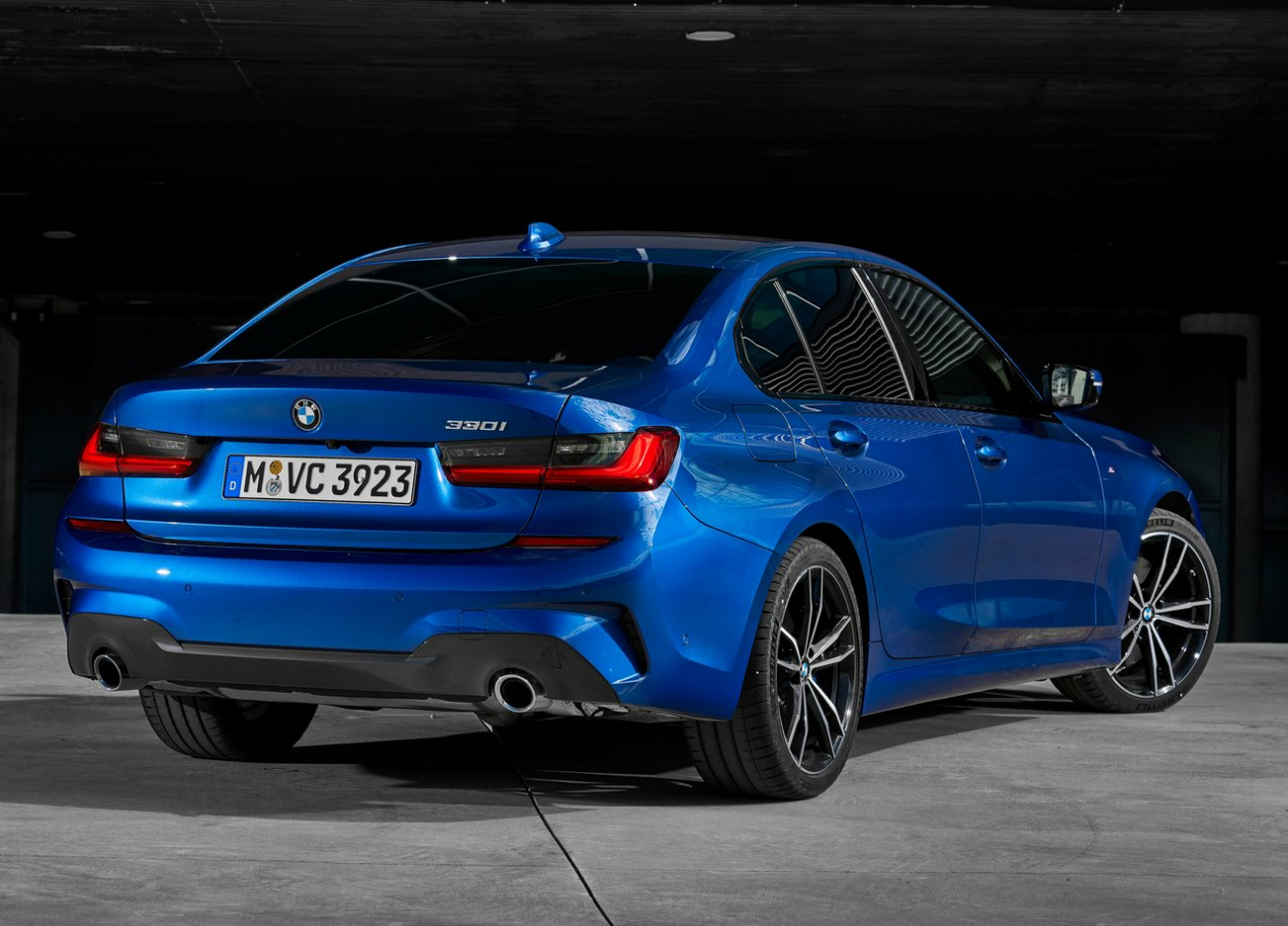 宝马330i m sport 重新演绎新一代宝马3系