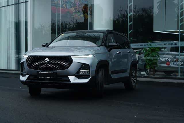 上汽通用五菱 新宝骏rs-5