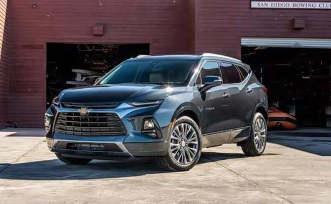 新款雪佛兰blazer,换装2.0t涡轮增压4缸发动机,真是太帅了