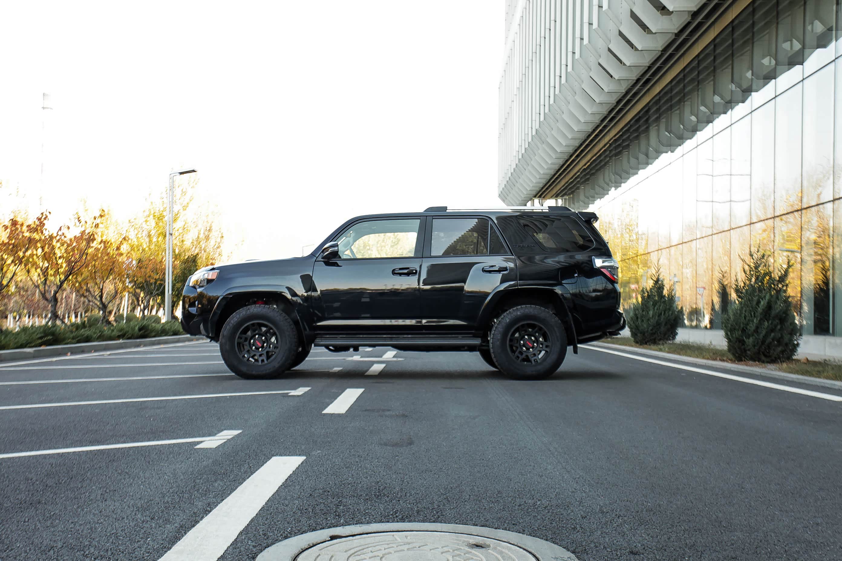 关于,2018款丰田超霸4runner trd pro