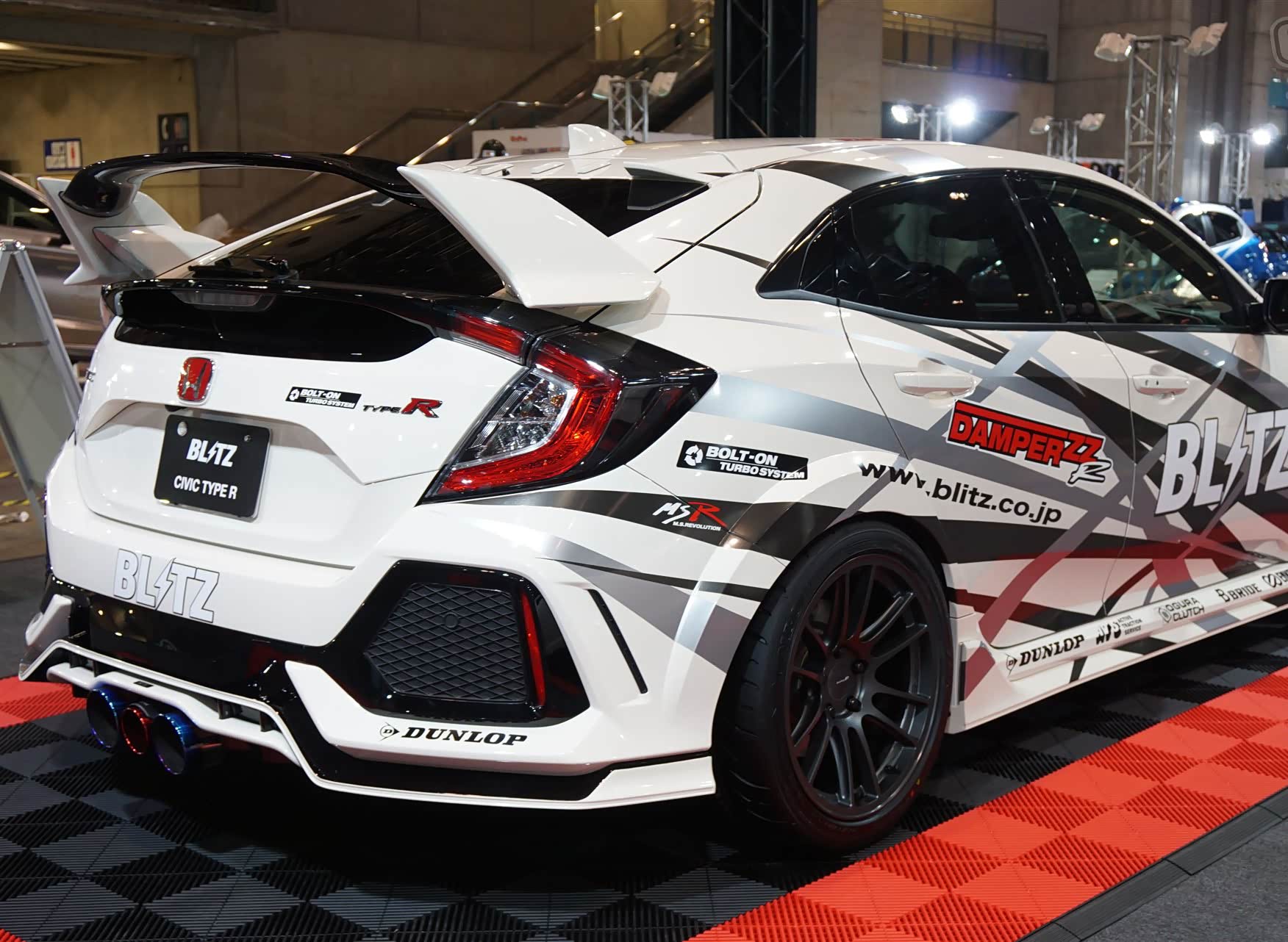 避免成为街车本田思域typerfk8blitz风格改装案例