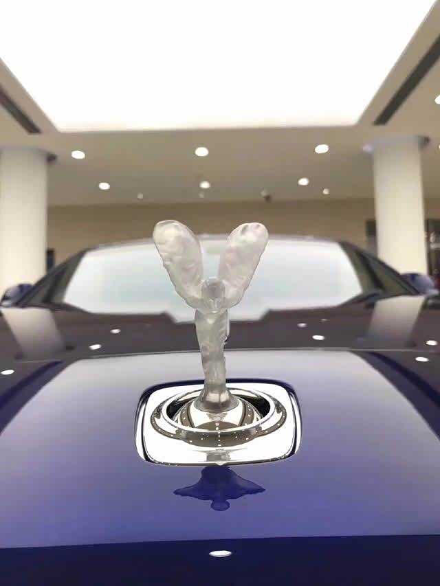 20款劳斯莱斯魅影浅蓝色象征永恒和冷艳