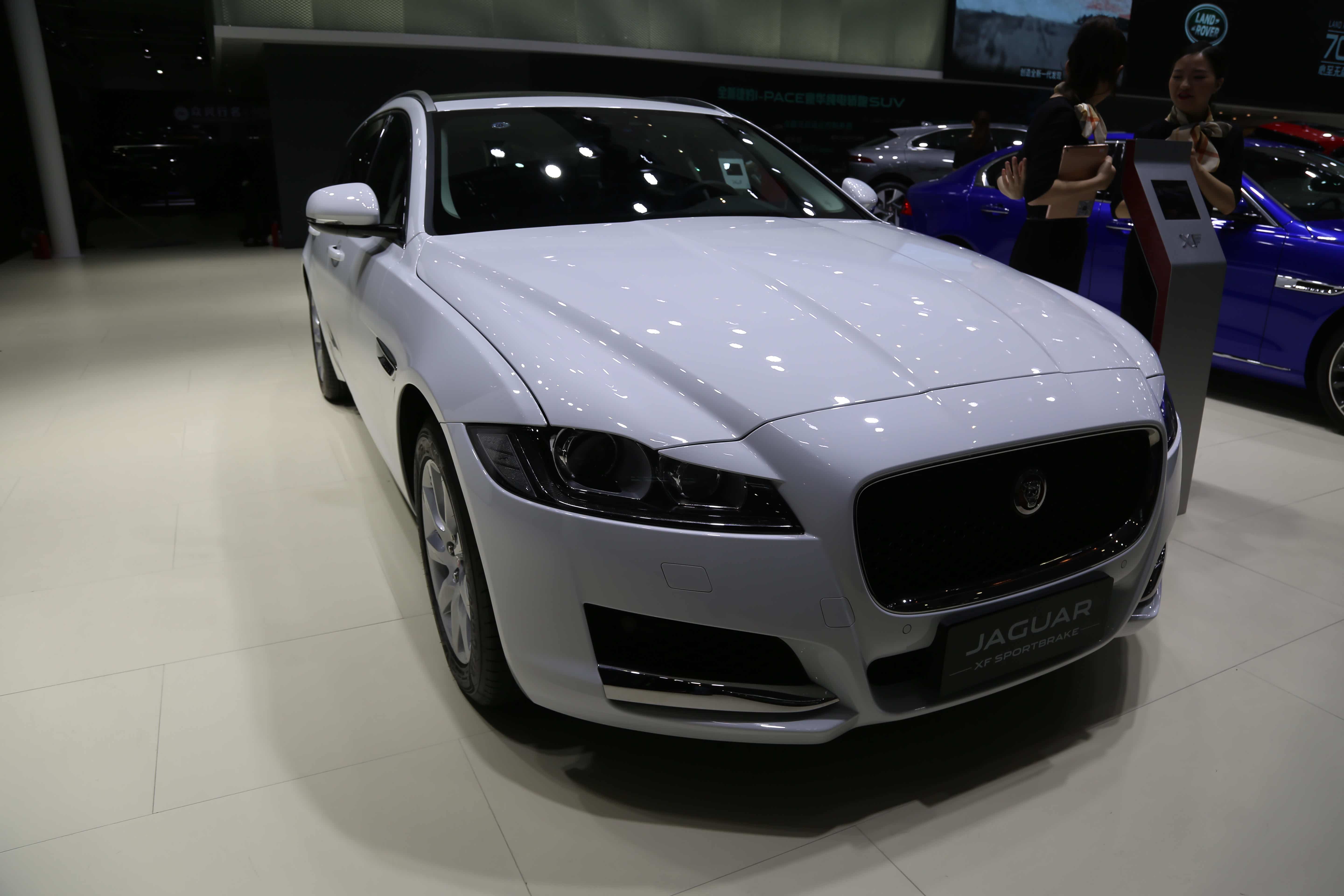 捷豹xfsportbrake50万级别豪华运动商务座驾车展实拍