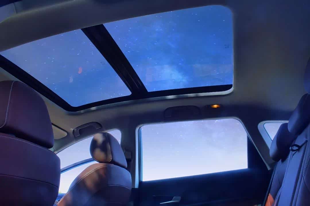 超大天窗,感受星空的浪漫!