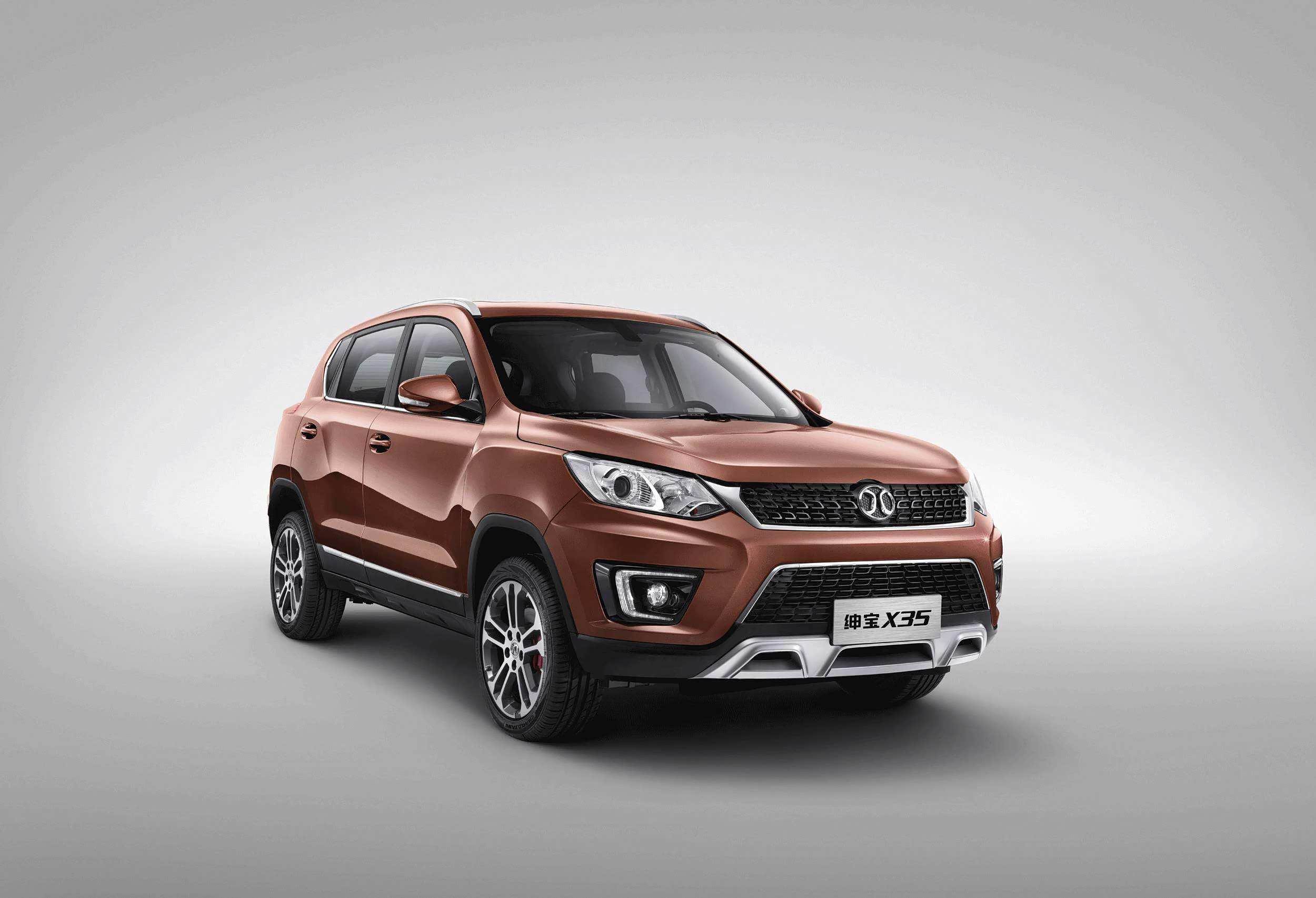 开着绅宝x35和妹子去看猎户座流星雨咯!