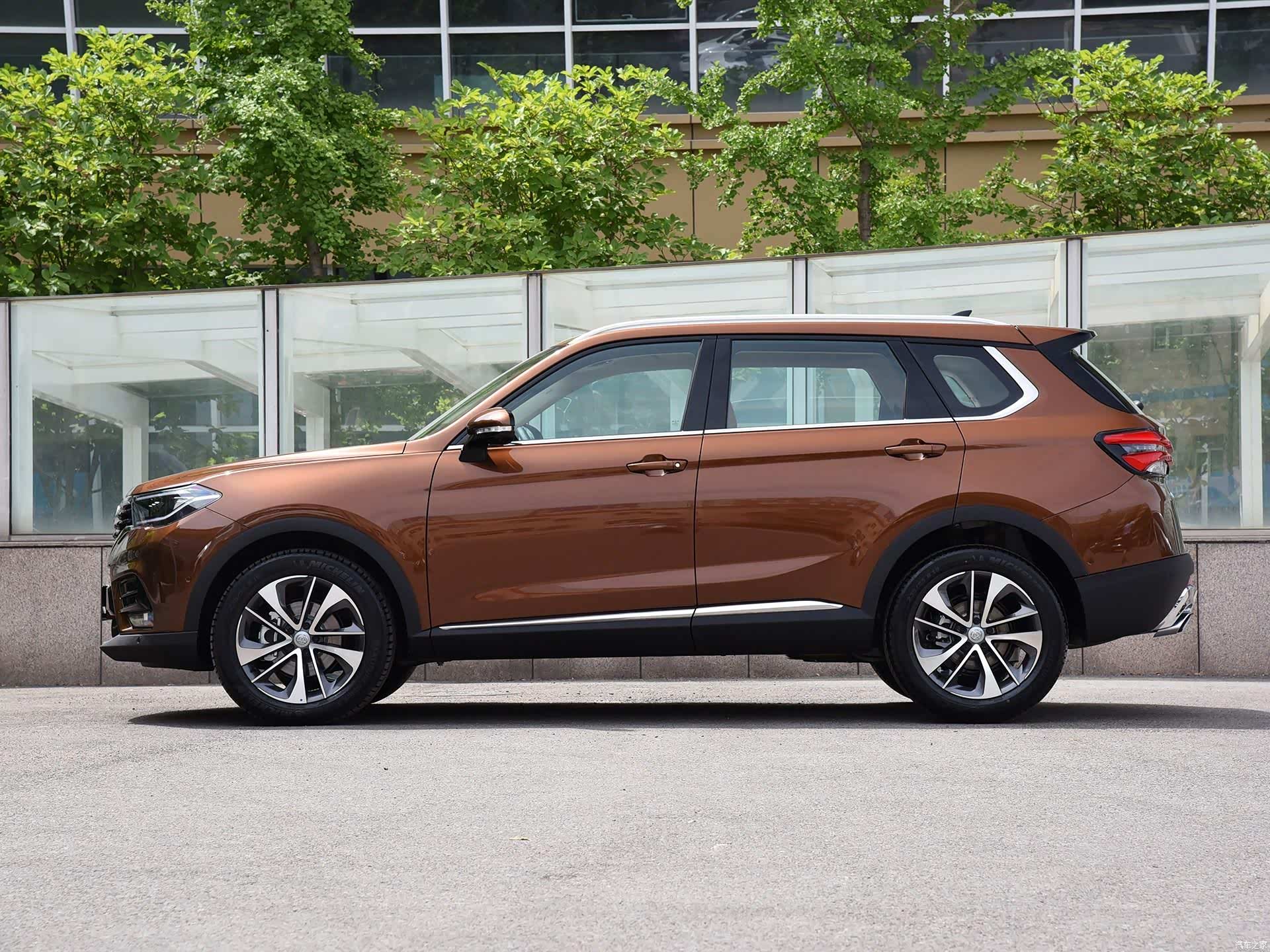 年前值得入手,中华v7限时直降,现售价10.87万元起