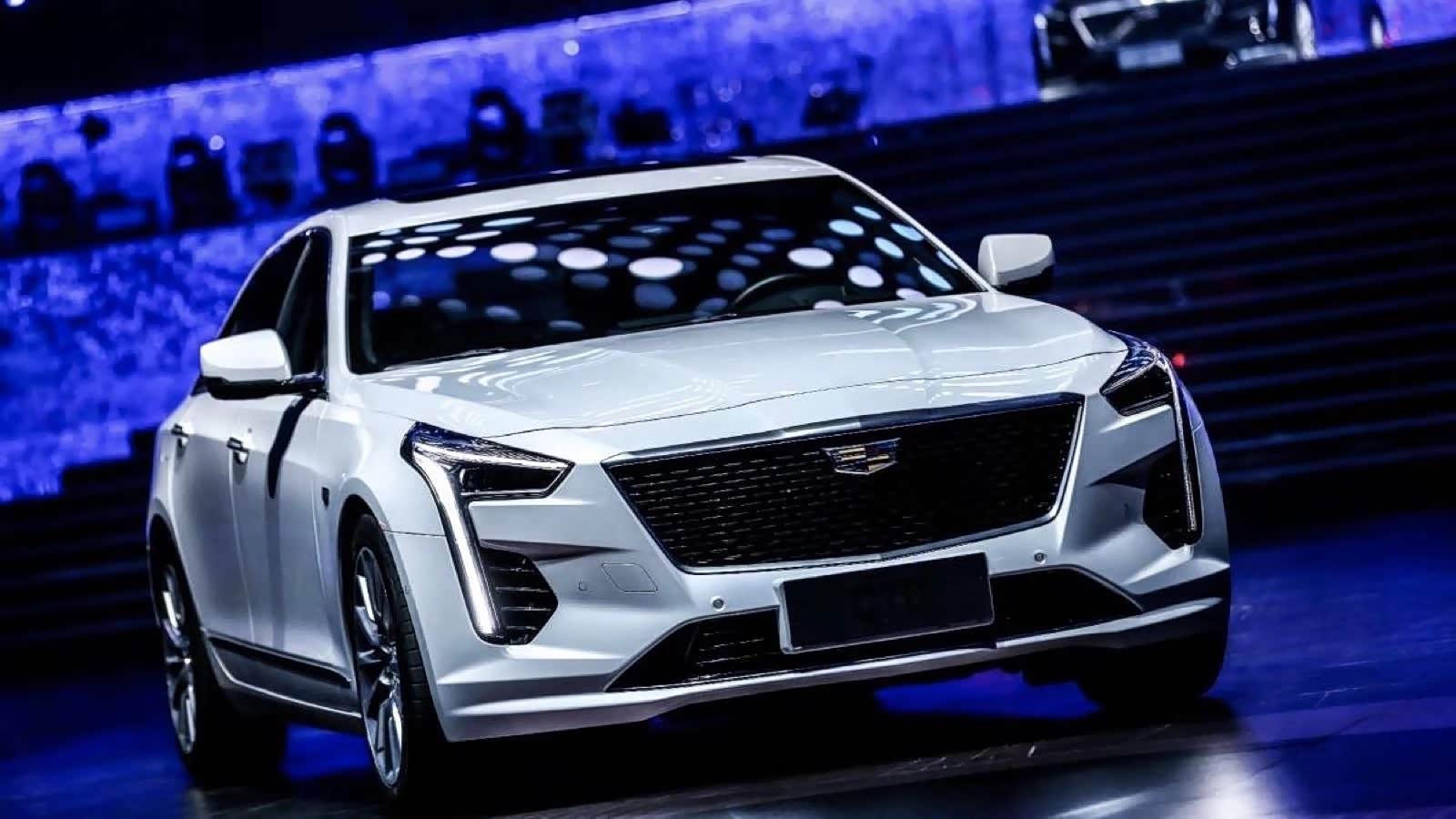 37.97万起,2.0t 10at,凯迪拉克全新ct6剑指豪门四强席位