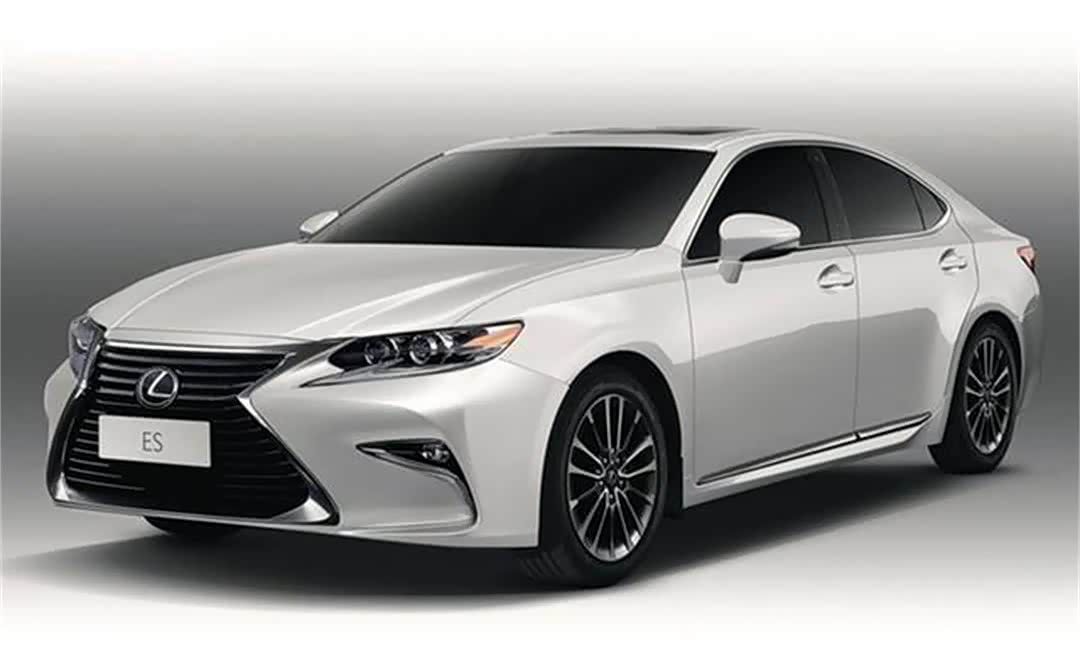 40万的雷克萨斯追尾自行车?