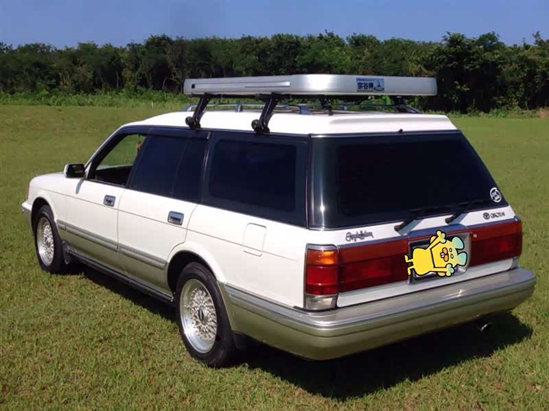 老车不死!在日本,这台"旅行"皇冠优雅地奔跑了20年!国内却