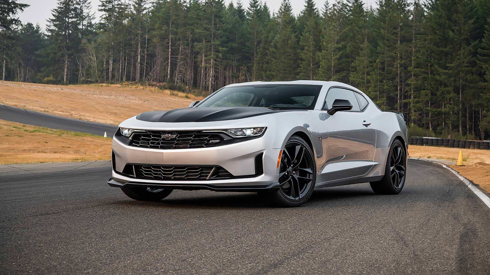 图为2019款camaro rs