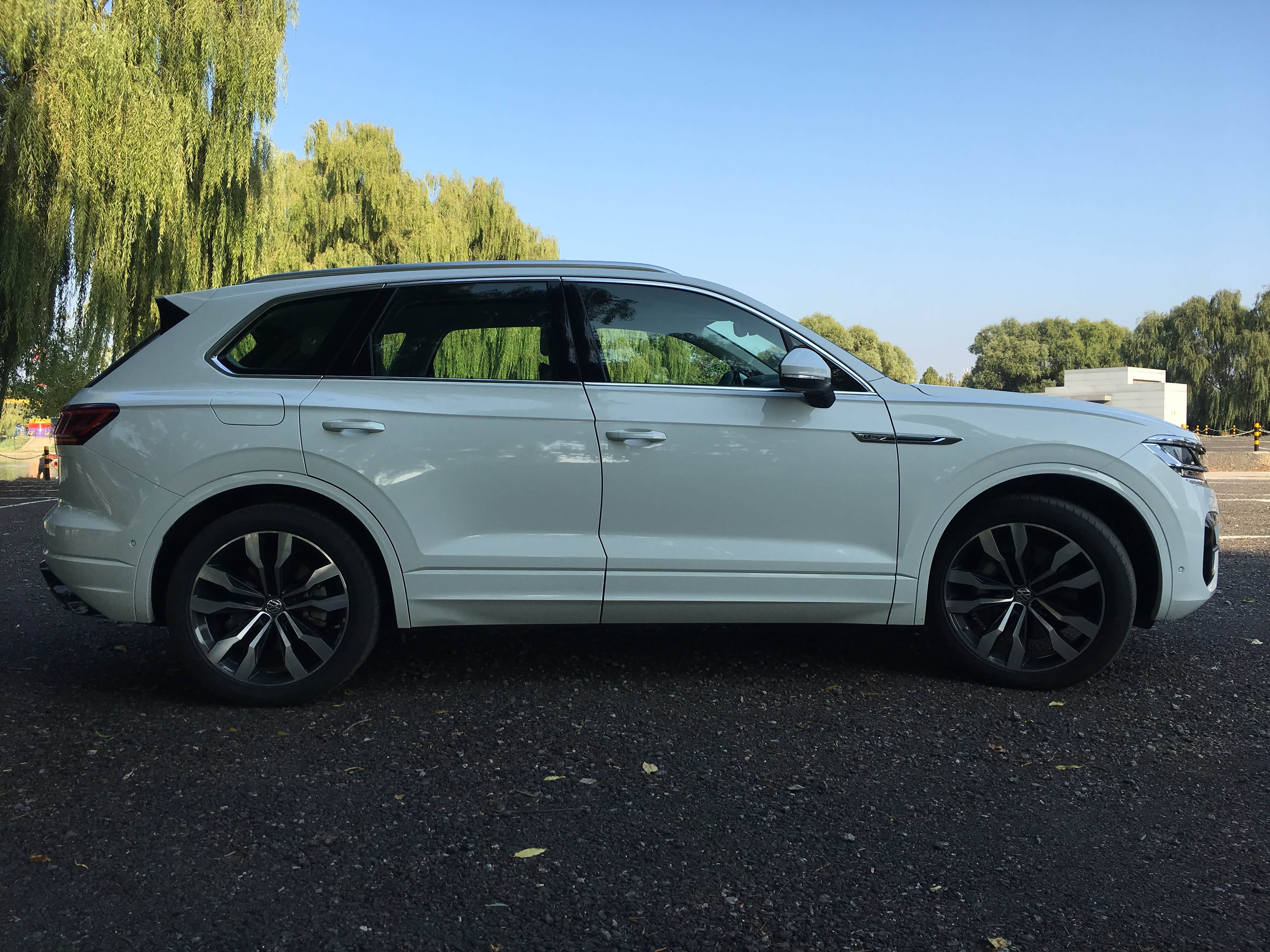 全新一代大众途锐静态实拍丨出身高贵的新旗舰