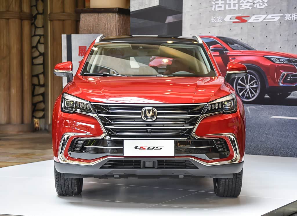 堪比宝马x6的颜值,这款长安新车引领自主轿跑风!