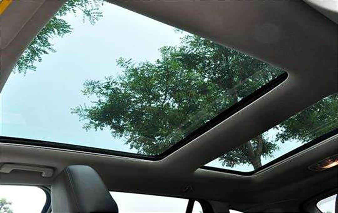 汽车天窗到底有啥用,为什么好多人买车的时候会选配这个功能