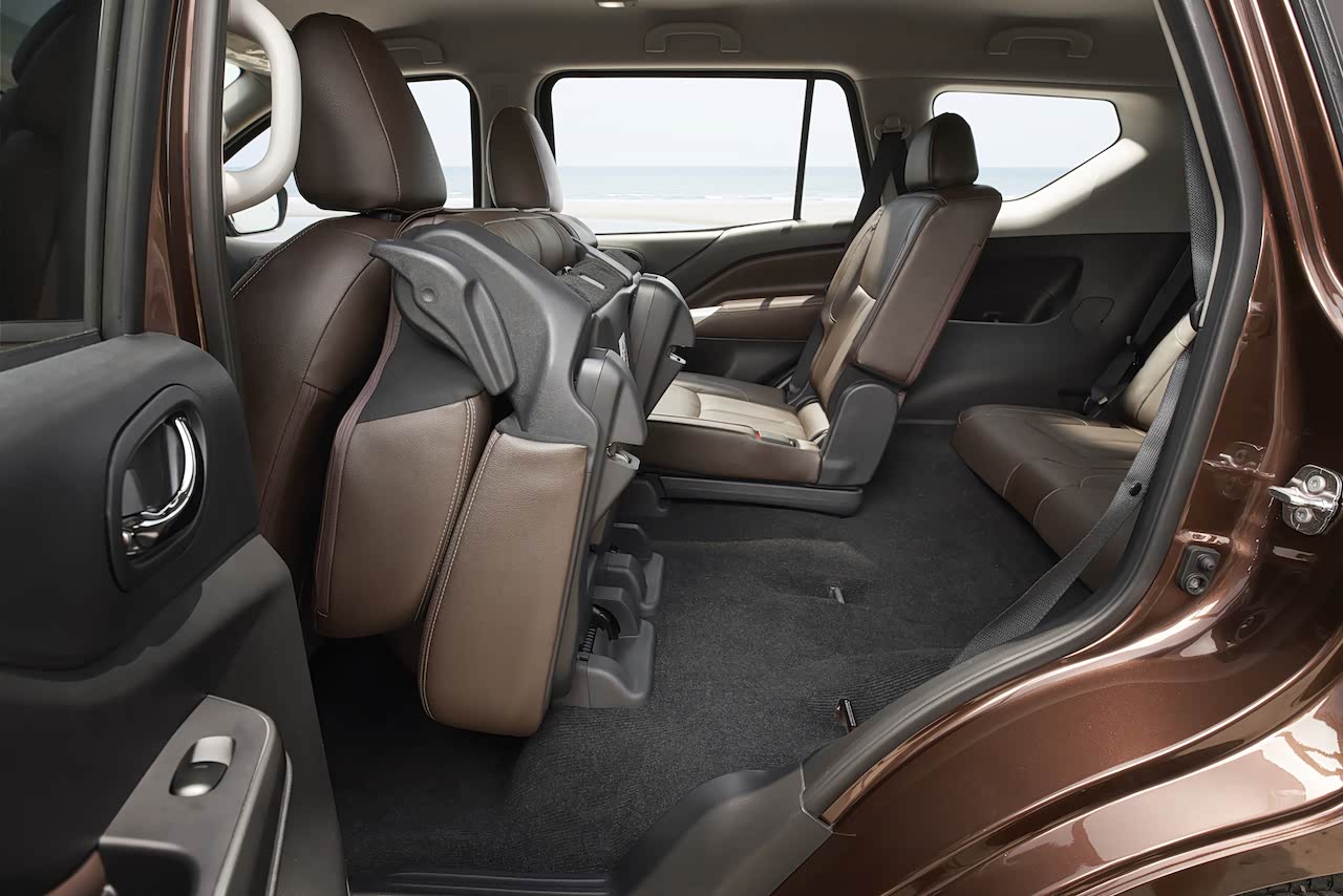 七座版日产途达亮相 内部空间表现如何