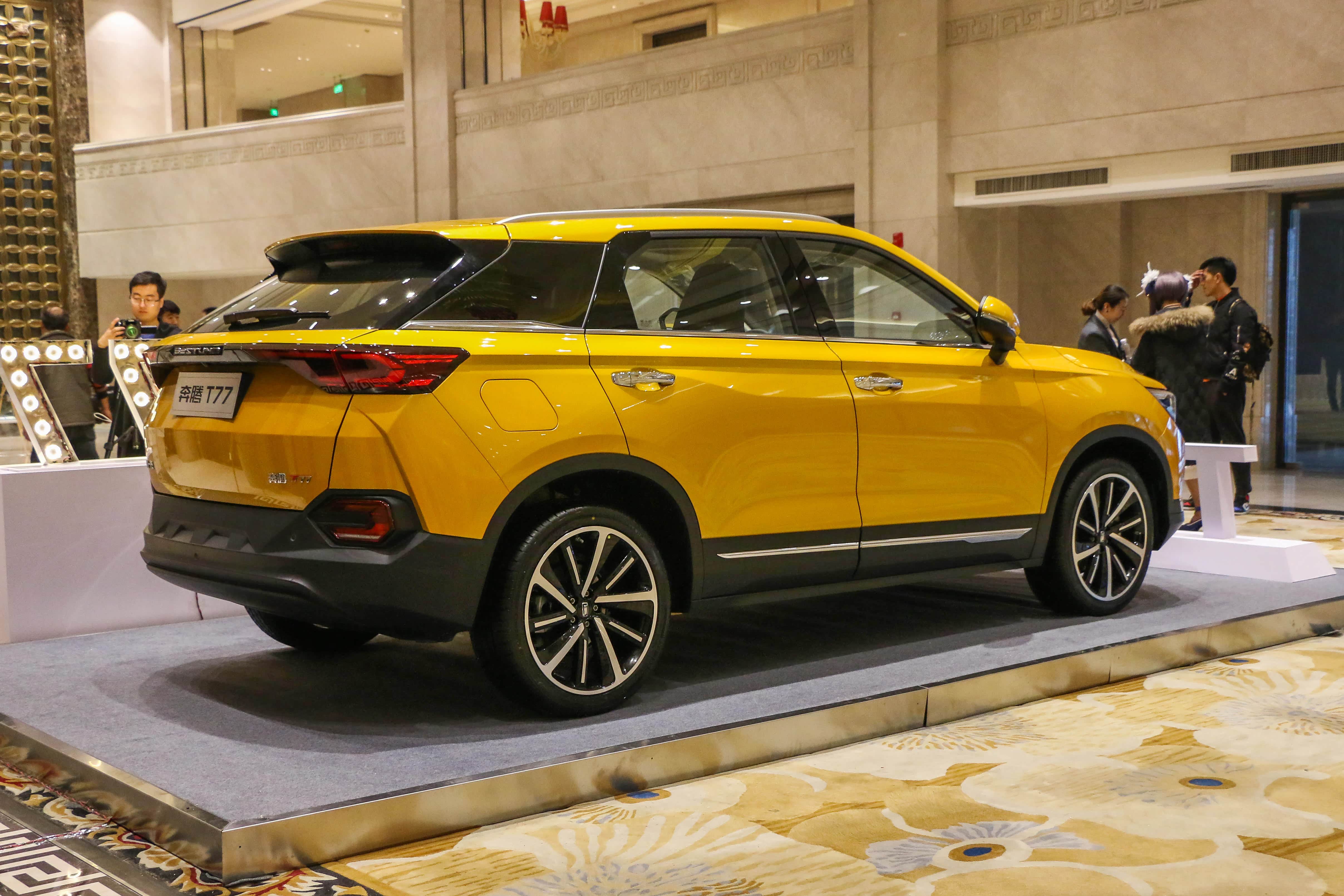 奔腾联手小米 一汽奔腾t77米粉定制版将4月3日上市