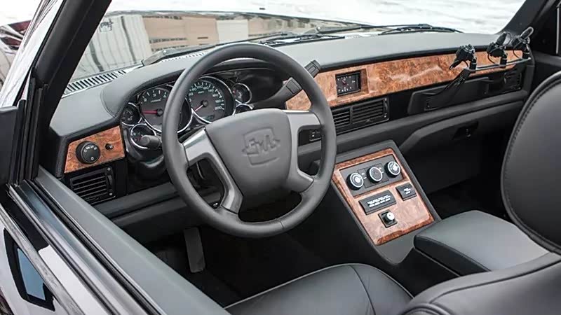 吉尔-41041amg的真皮实木内饰