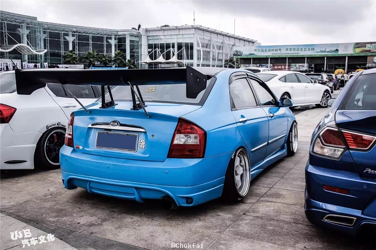 拥有这台赛拉图时,对它真的没有什么好感,认为这台车就不是拿来改装的